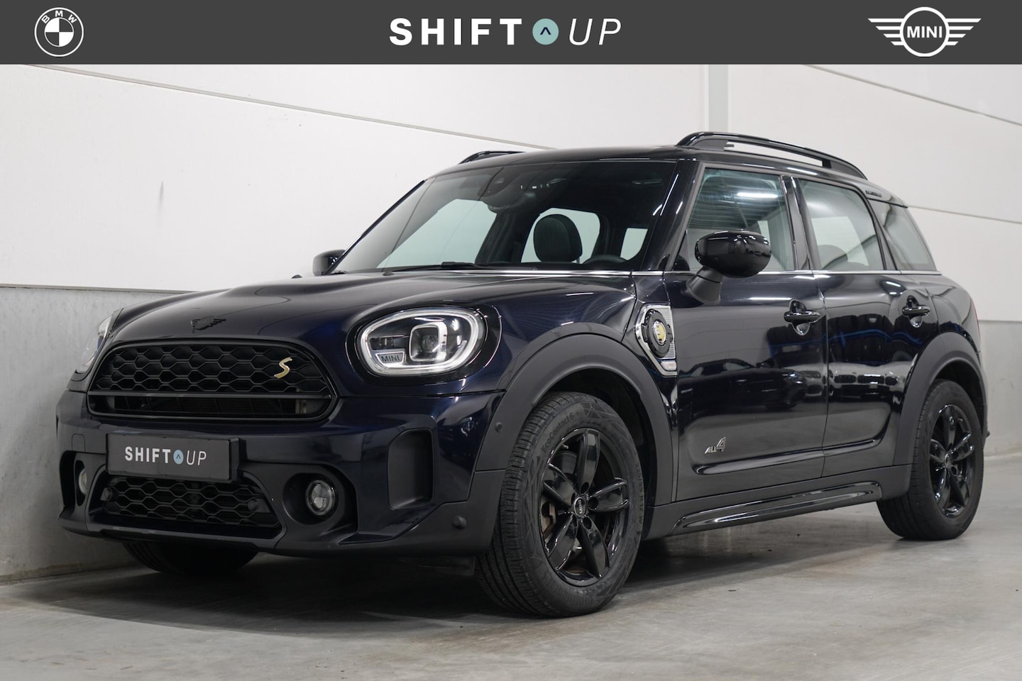 MINI Countryman - Mini 2.0 Cooper S E ALL4 Panoramadak | Head Up | Comfort Access - AutoWereld.nl