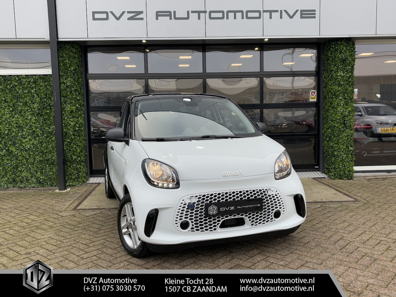 Smart Forfour - EQ Comfort 18 kWh | Cruise | LMV | Climate - AutoWereld.nl