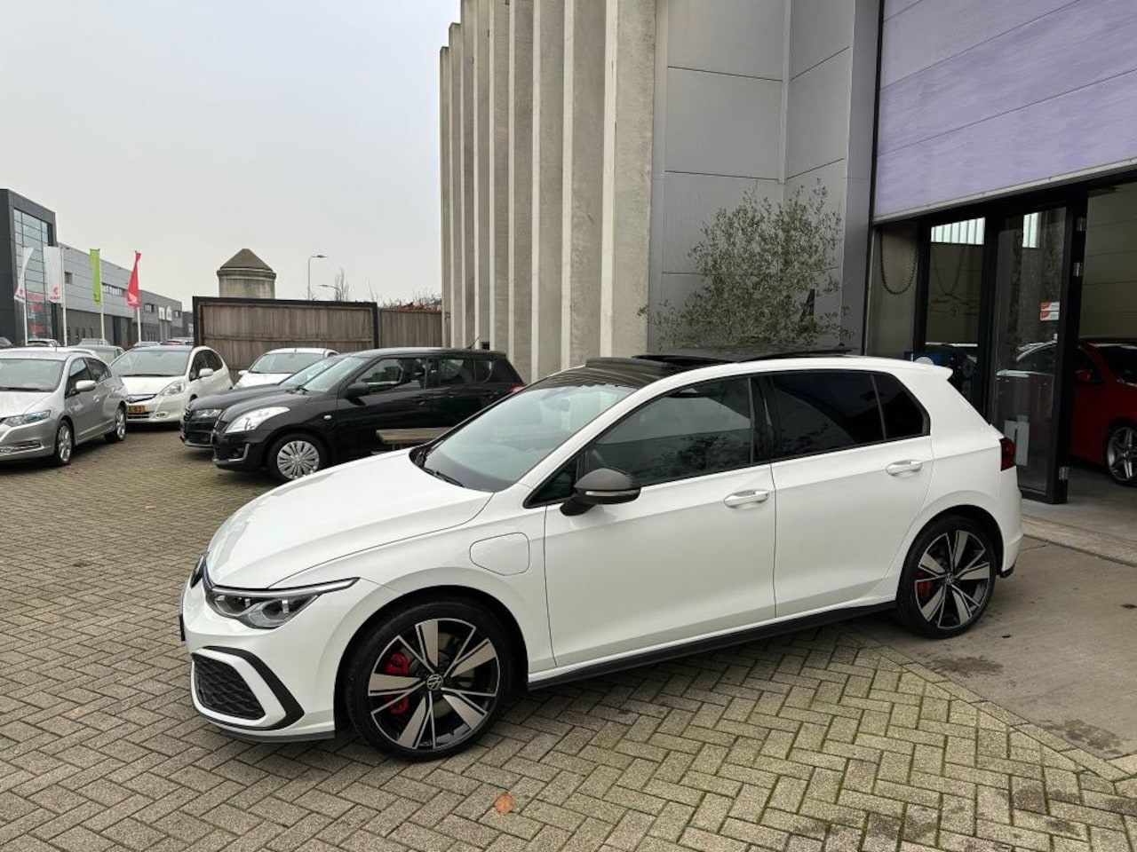 Volkswagen Golf - 1.4 eHybrid GTE PANO! 18INCH! LED! INRUIL MOGELIJK! - AutoWereld.nl