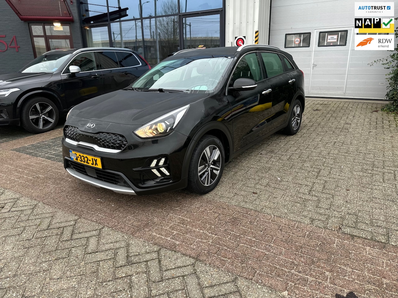 Kia Niro - 1.6 GDi Hybrid ExecutiveLine 1.6 GDi Hybrid ExecutiveLine - AutoWereld.nl