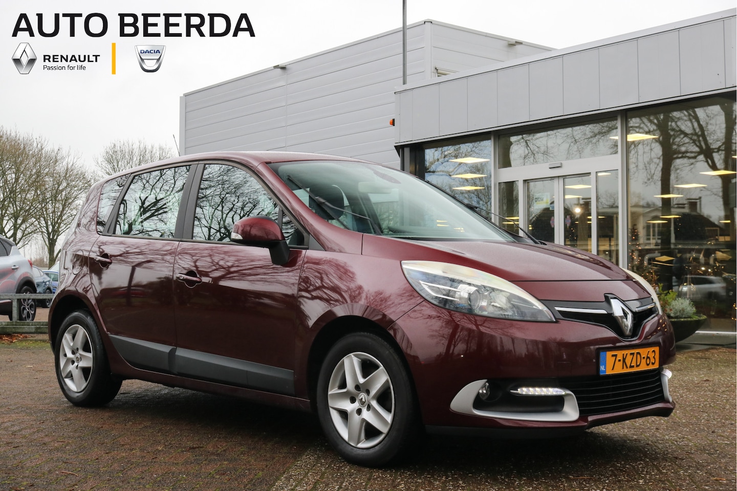 Renault Scénic - TCe 115 Expression | Achteruitrijcamera | Clima | Cruise - AutoWereld.nl