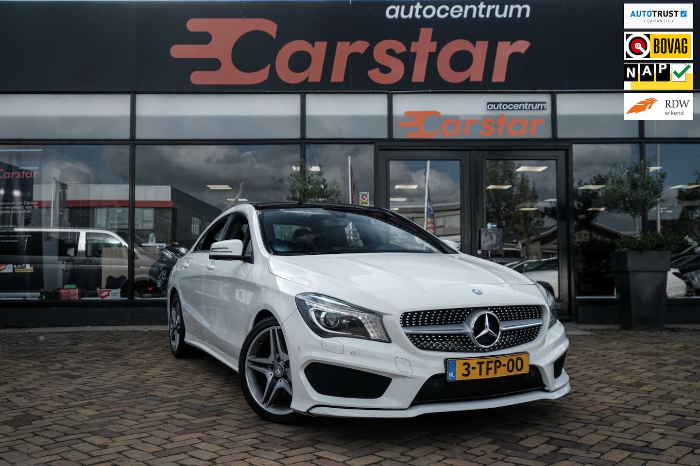 Mercedes-Benz CLA-Klasse - 200 Ambition|Pano|Cruise|Navi|Pdc - AutoWereld.nl