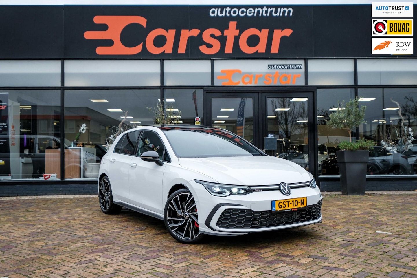 Volkswagen Golf - 2.0 TSI GTI|245PK|Pano|Sfeer|Camera| - AutoWereld.nl