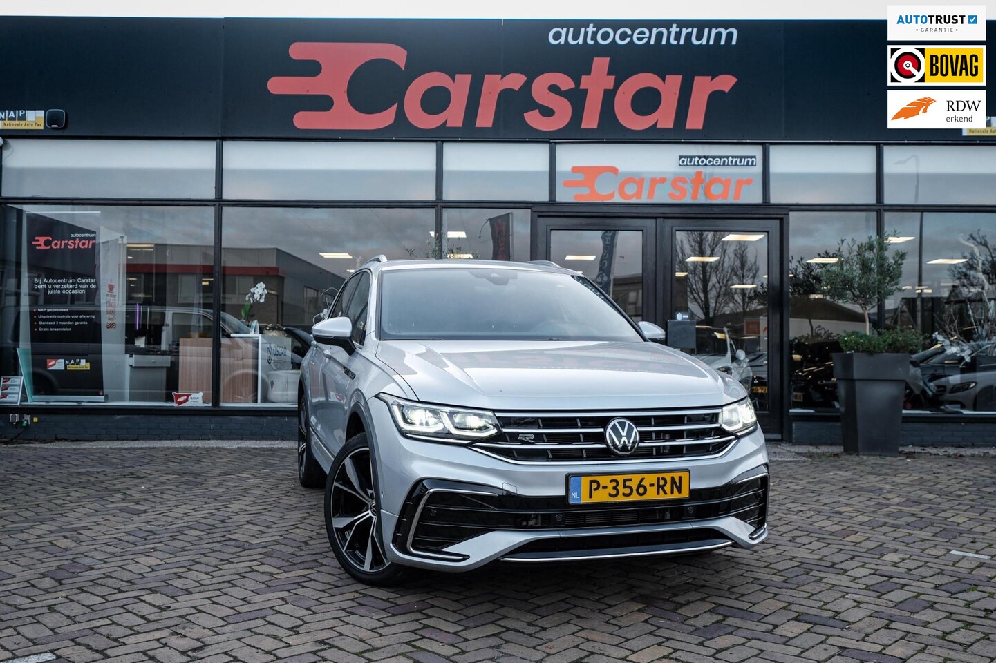 Volkswagen Tiguan - 1.5 TSI R-Line Business+|Pano|Sfeerv|Virtual|Car-Play - AutoWereld.nl