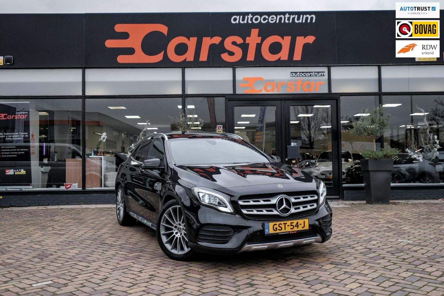 Mercedes-Benz GLA-Klasse - 250 4Matic Premium Plus|PANO|CAMERA|DEALER OND. - AutoWereld.nl