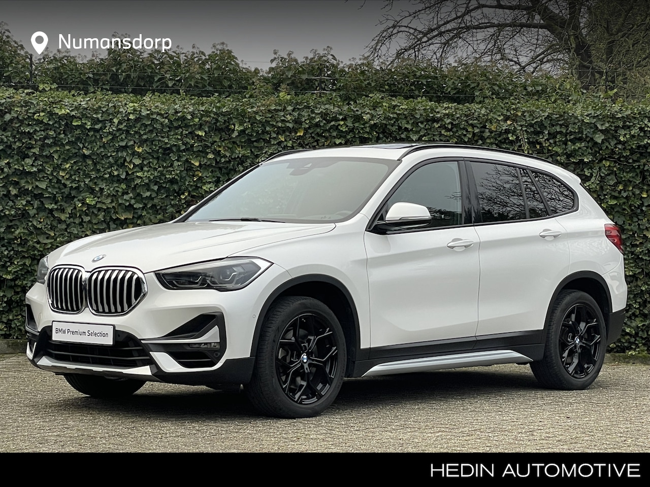 BMW X1 - sDrive20i | xLine | High exe | Panorama | Head up | HiFi | Camera | Leder - AutoWereld.nl