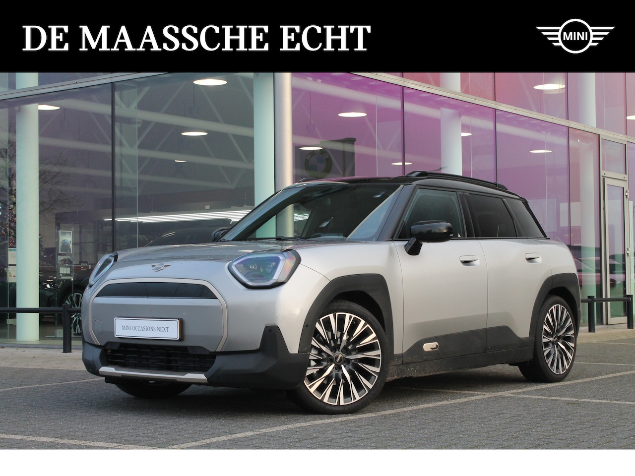 MINI Aceman - E / Favoured Trim / Pakket M / 19" Eternal Spoke 2-tone - AutoWereld.nl