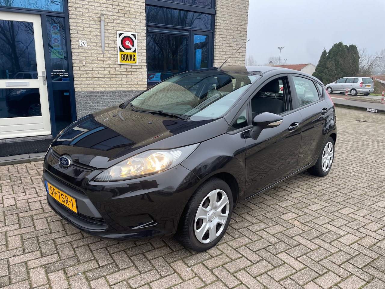 Ford Fiesta - 1.25 Titanium-NL auto-airco-zuinig-5deurs - AutoWereld.nl