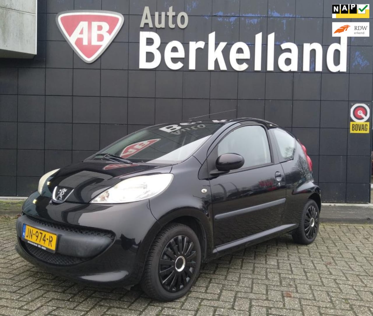 Peugeot 107 - 1.0-12V XR 3-Drs Airco / Elektrisch pakket - AutoWereld.nl