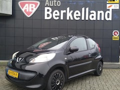 Peugeot 107 - 1.0-12V XR 3-Drs Airco / Elektrisch pakket