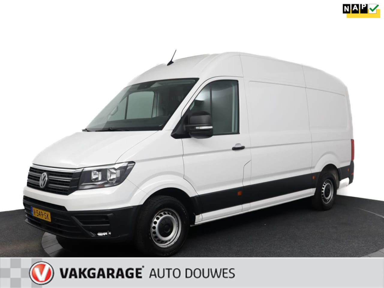 Volkswagen Crafter - 30 2.0 TDI L3H3 Highline | NAP |1e eigenaar | Automaat - AutoWereld.nl