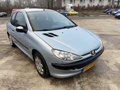 Peugeot 206 - 1.4 X-line