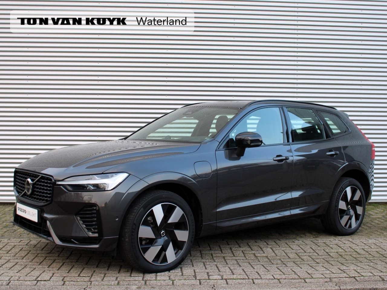 Volvo XC60 - 2.0 T6 Plug-in hybrid AWD Ultimate Dark - AutoWereld.nl