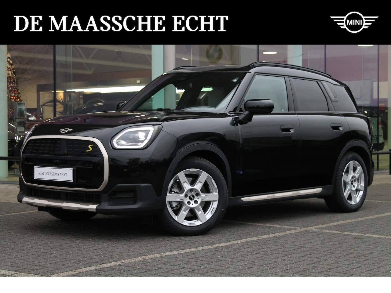 MINI Countryman - SE ALL4 / Favoured / Pakket L / 20" Windmill Spoke 2-tone - AutoWereld.nl