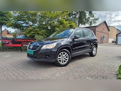 Volkswagen Tiguan - 2.0 TDI Comfort&Design 4Motion