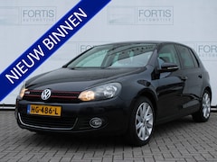 Volkswagen Golf - 1.4 TSI Highline GTI LOOK | STOELVERWARMING | CARPLAY | PARKEERSENSOREN |