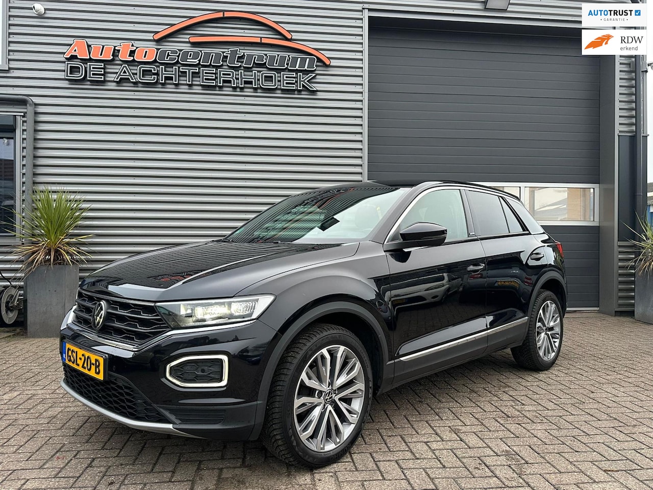 Volkswagen T-Roc - 1.0 TSI United Standkachel*Virtual*Led*Voll!! - AutoWereld.nl