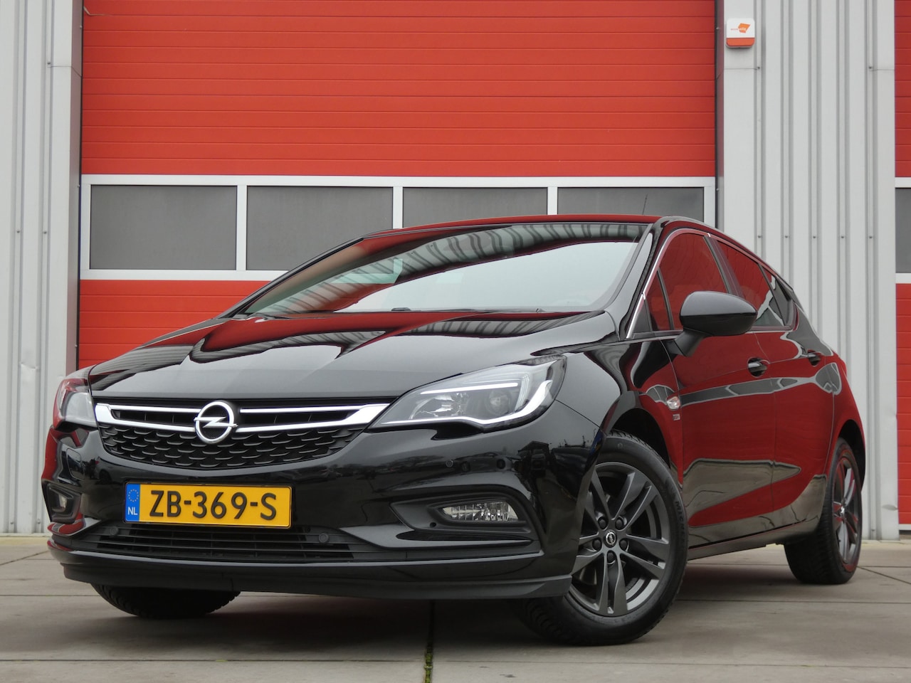 Opel Astra - 1.4 Turbo 120 Jaar Edition/ automaat/ zeer mooi! - AutoWereld.nl