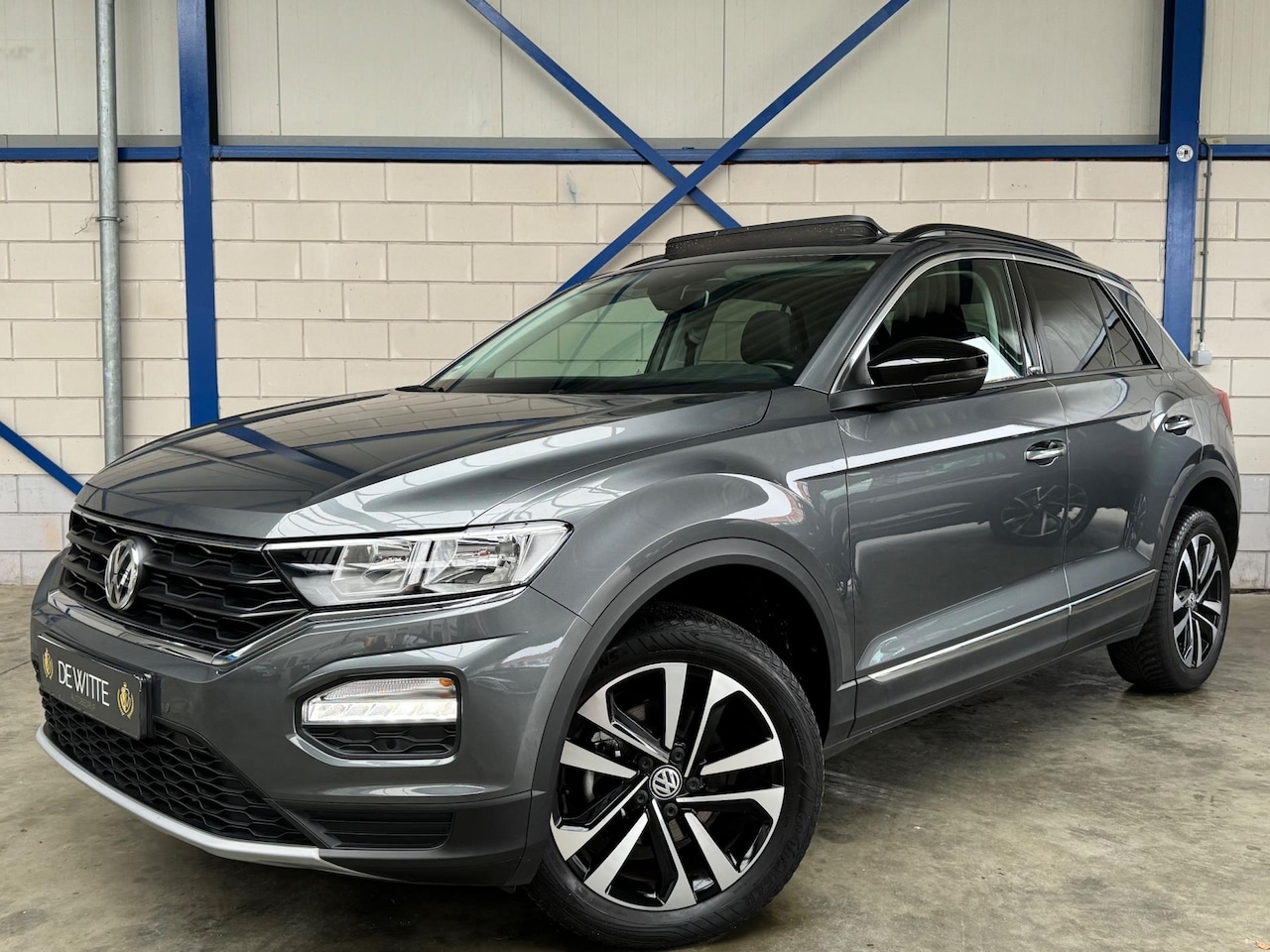 Volkswagen T-Roc - 1.5 TSI Style UNITED DSG|PANO|NAVI|ACC|STOELVERW - AutoWereld.nl