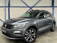 Volkswagen T-Roc - 1.5 TSI Style UNITED DSG|PANO|NAVI|ACC|STOELVERW