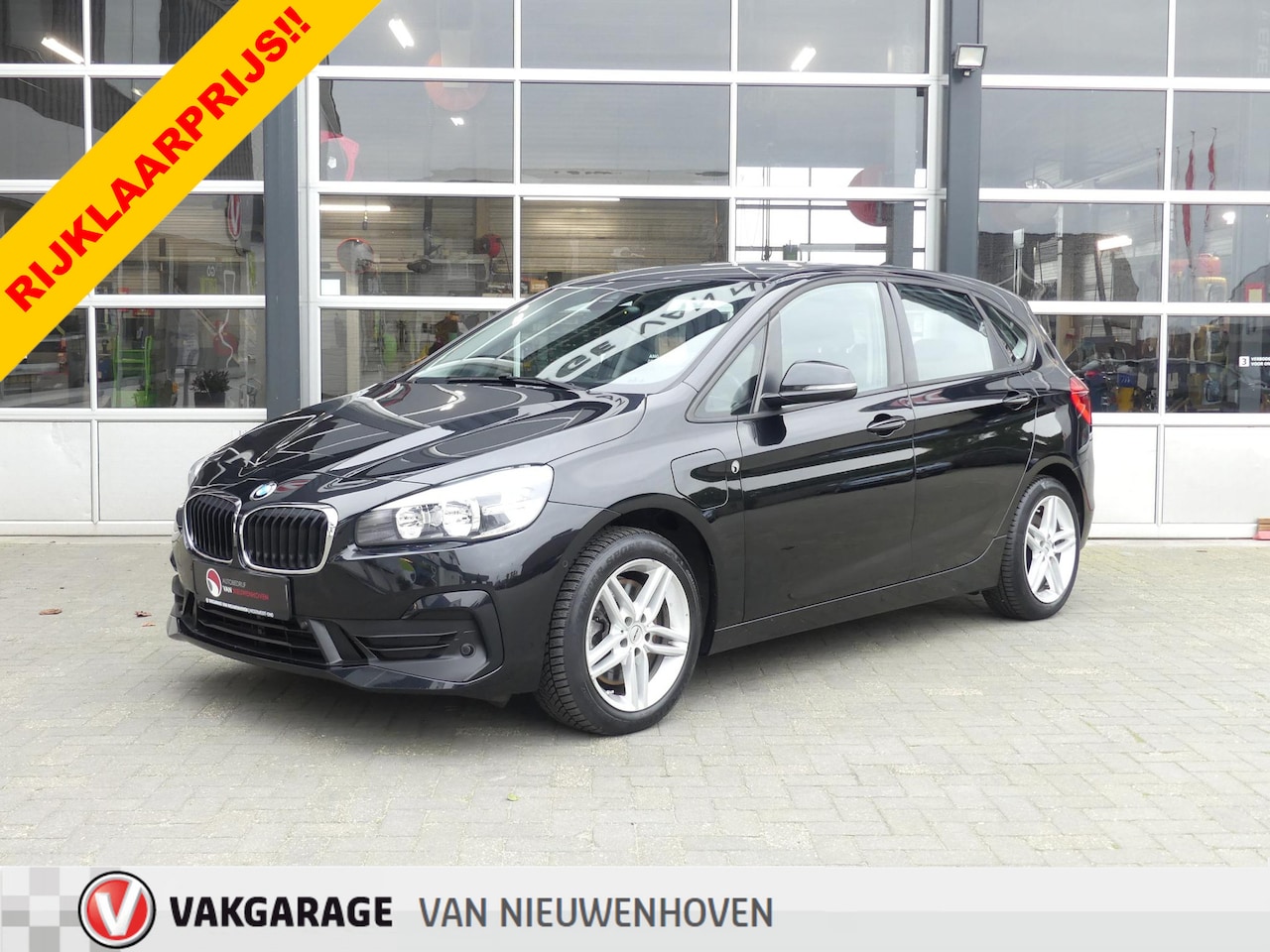 BMW 2-serie Active Tourer - 225xe iPerformance Executive 225xe iPerformance Executive - AutoWereld.nl