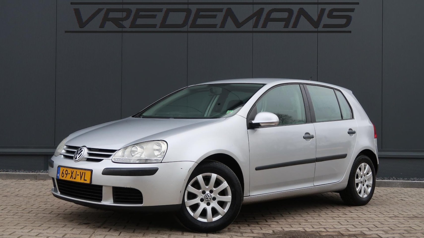 Volkswagen Golf - 1.6 Comfortline Business 1.6 Comfortline Business - AutoWereld.nl