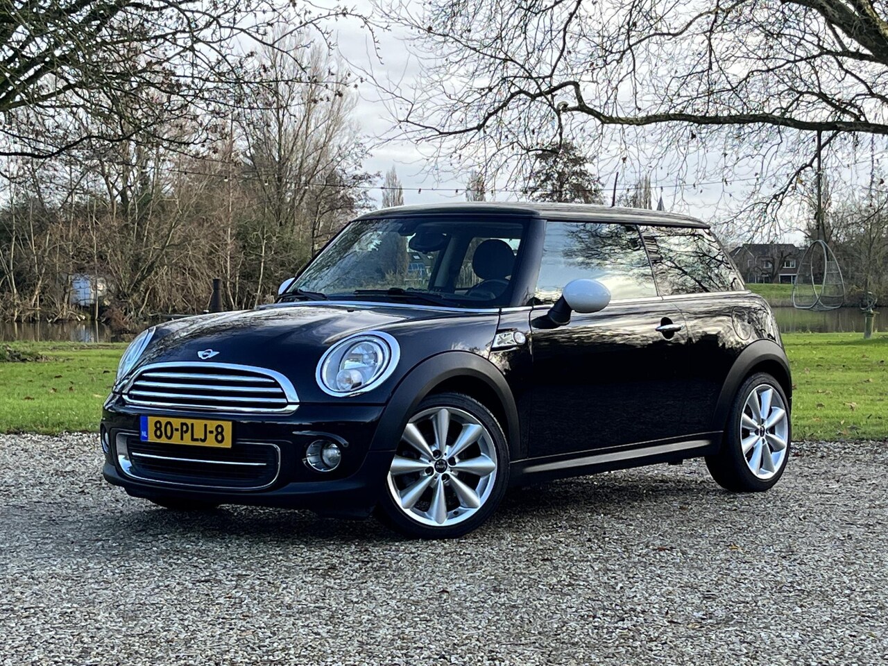 MINI Cooper - 1.6 Midnight Black - AutoWereld.nl