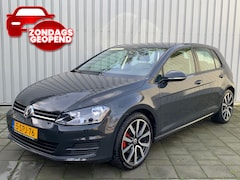 Volkswagen Golf - 1.2 TSI Trendline