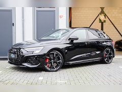 Audi RS3 - Sportback 2.5 TFSI Quattro KERAMISCH | PANO | HEAD-UP | MEMORY | BOMVOLL