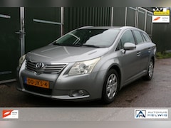 Toyota Avensis Wagon - 2.0 D-4D Dynamic, AIRCO, NAVIGATIE, TREKHAAK