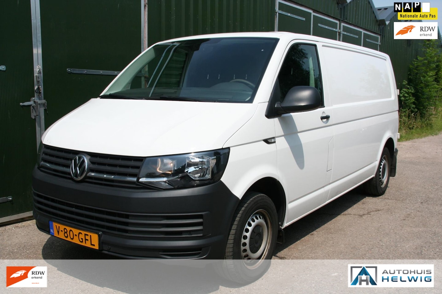 Volkswagen Transporter - 2.0 TDI L2H1 Comfortline AIRCO NAVIGATIE CRUISE CONTROLE EURO 6 - AutoWereld.nl