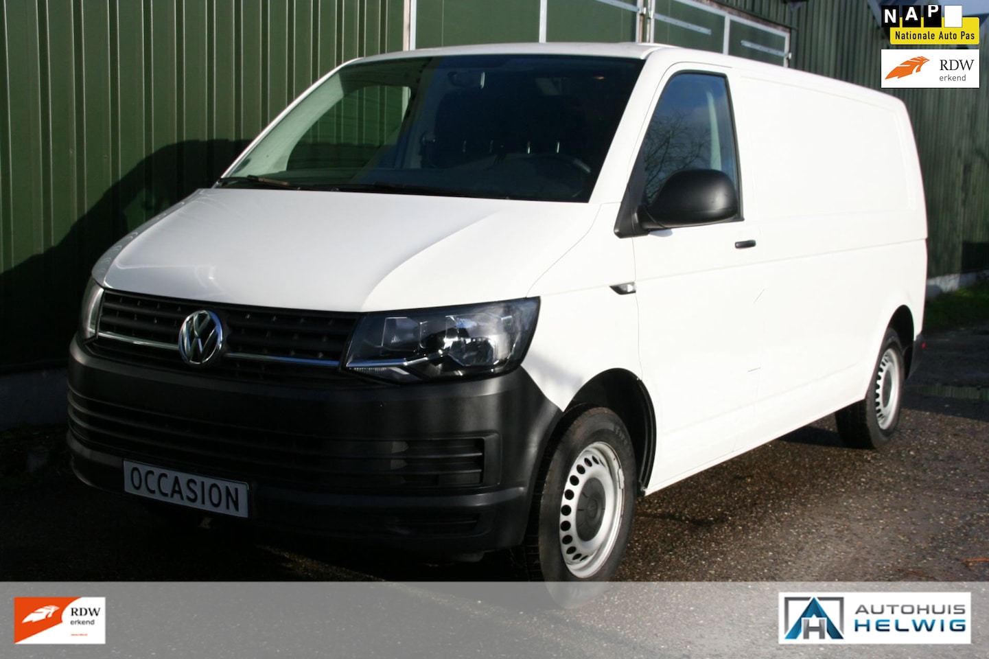 Volkswagen Transporter - 2.0 TSI L2H1 Comfortline BENZINE AIRCO - AutoWereld.nl