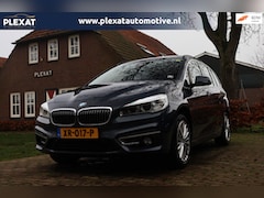 BMW 2-serie Gran Tourer - 218i Luxury 7-Persoons Aut. | Panorama | Xenon | Stoelverwarming | Lederen Interieur | Nav