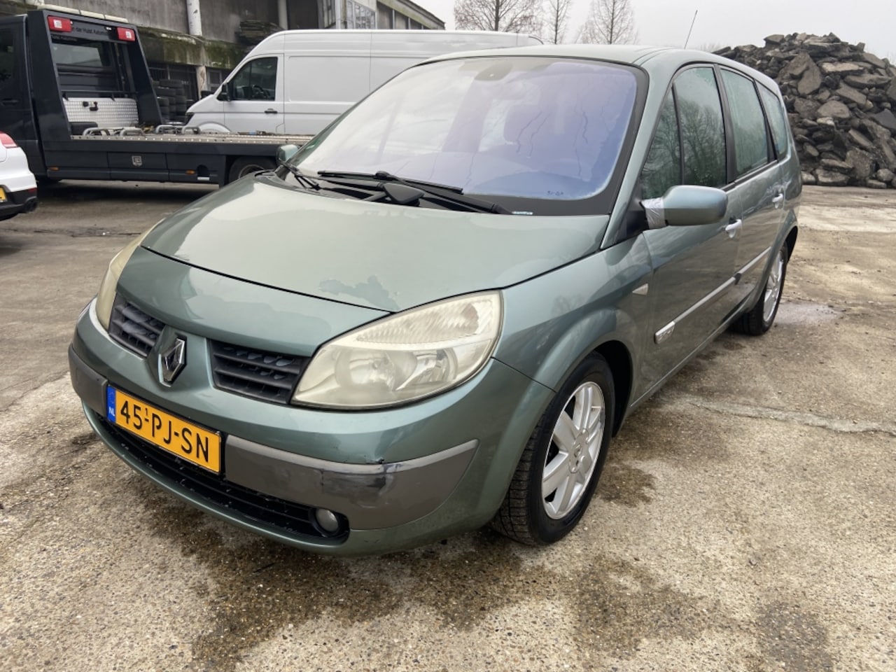 Renault Grand Scénic - 2.0-16V Dynam.Luxe - AutoWereld.nl