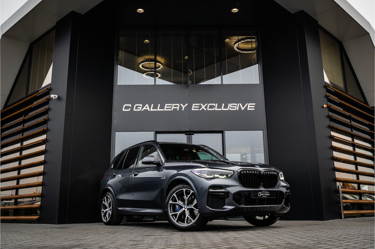 BMW X5 - xDrive45e High Executive M-Sport | Panorama | Luchtvering | Elektr. Trekhaak | HUD - AutoWereld.nl