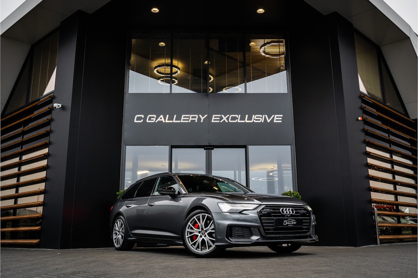 Audi A6 Avant - 55 TFSI e quattro S Competition | Panorama | Luxe leer | B&O | ACC - AutoWereld.nl