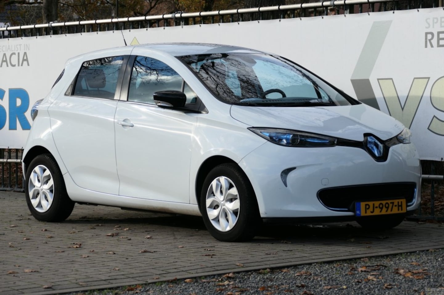 Renault Zoe - Q210 Life 22kWh, incl. accu - AutoWereld.nl