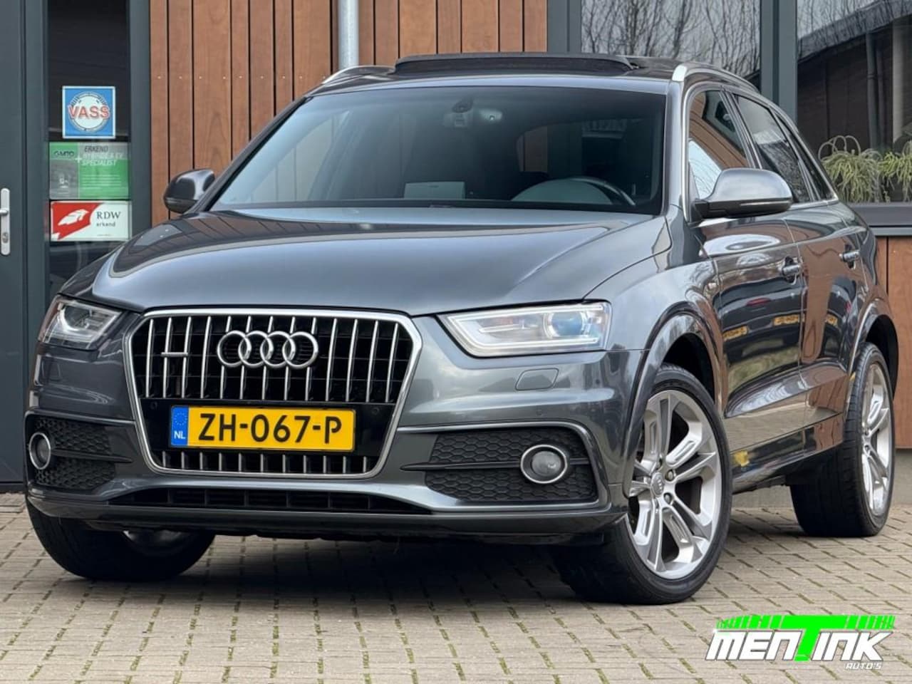 Audi Q3 - 2.0 TFSI QUATTRO S-Line Pano xenon led trekhaak - AutoWereld.nl