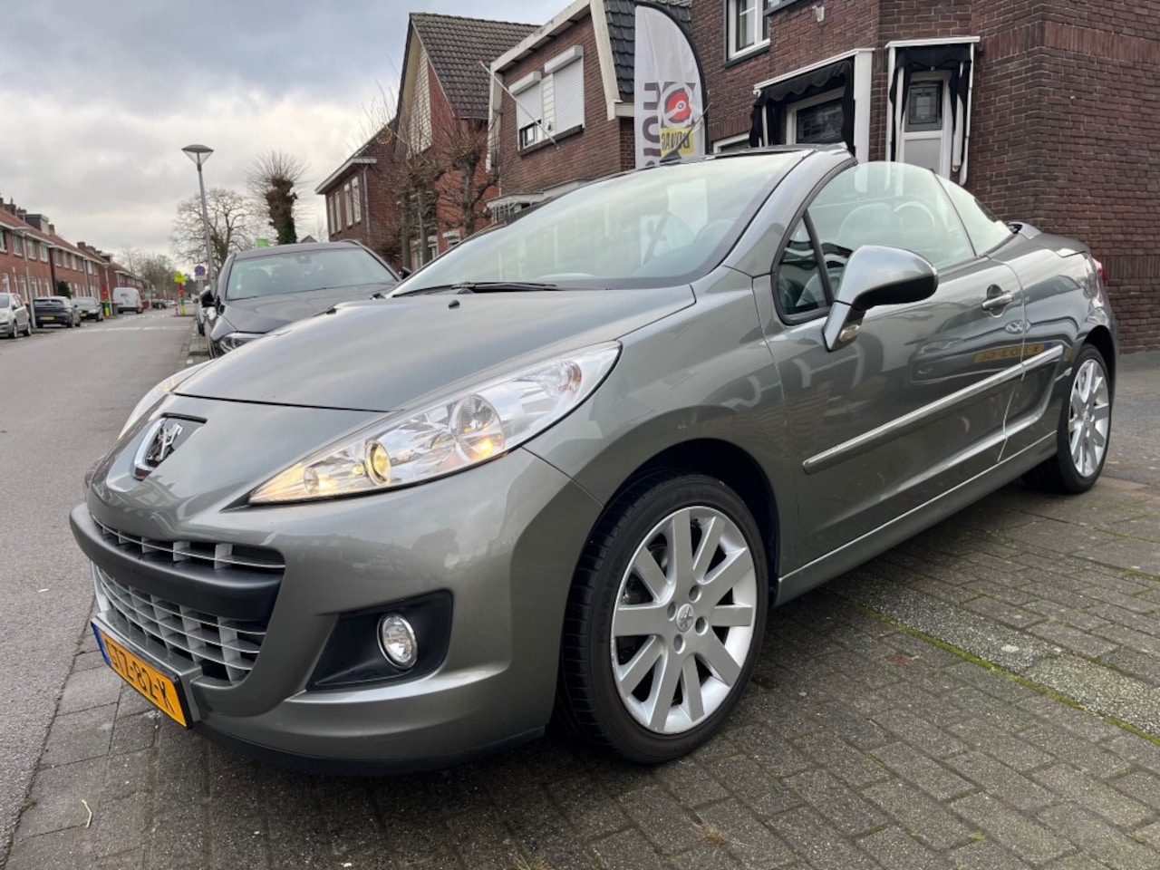 Peugeot 207 - 1.6 VTI GRIFFE - AutoWereld.nl