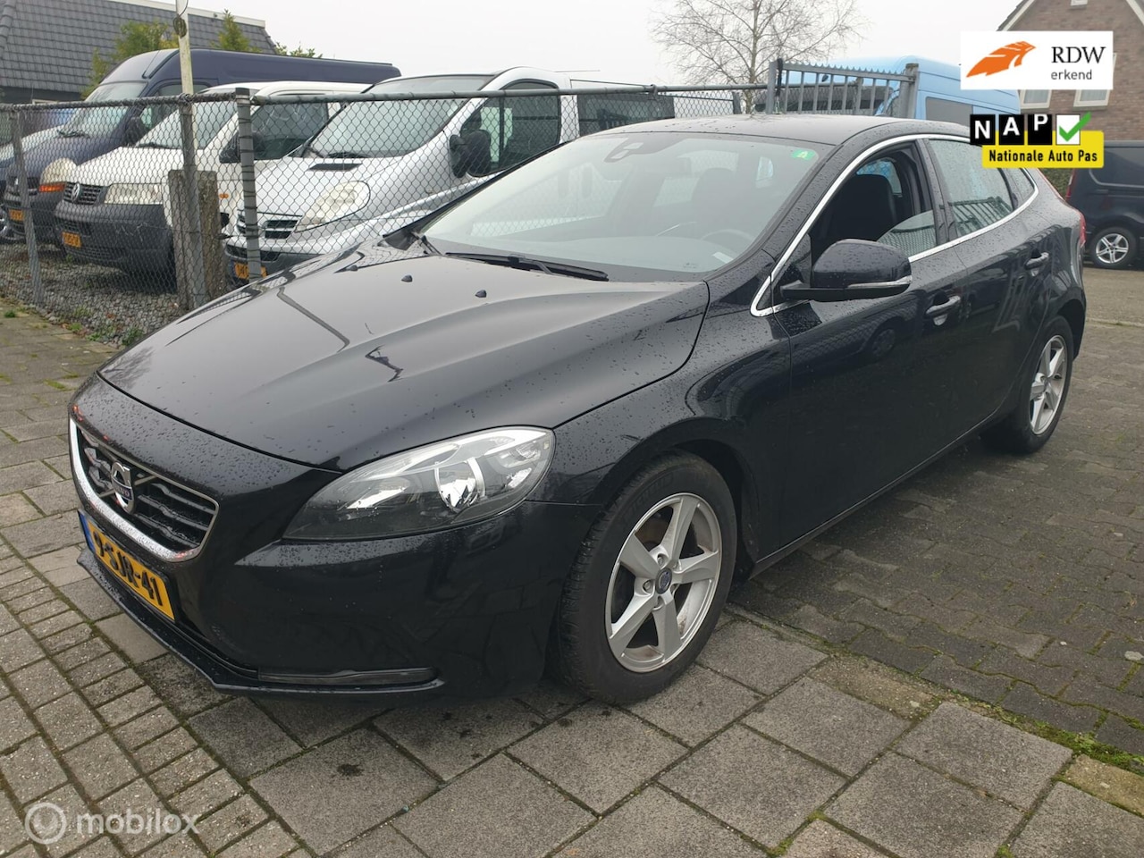 Volvo V40 - 1.6 D2 Momentum 1.6 D2 Momentum - AutoWereld.nl