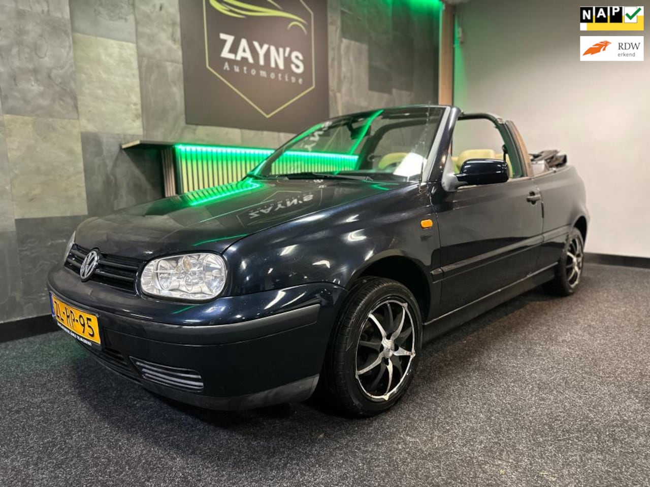 Volkswagen Golf Cabriolet - 1.8 Trendline ZEER NETTE!APK!LEER! - AutoWereld.nl