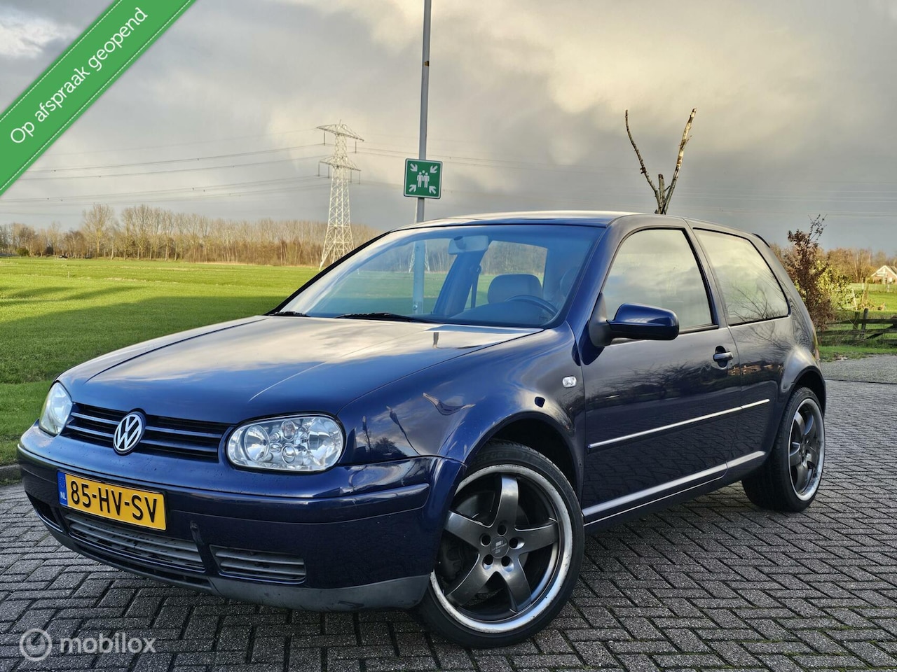 Volkswagen Golf - 2.3 V5 Highline 2.3 V5 Highline - AutoWereld.nl