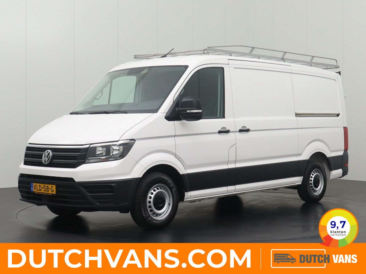 Volkswagen Crafter - 2.0TDI 140PK L3H2 Highline | Imperiaal | Trekhaak | 2xSchuifdeur | Airco | Betimmering - AutoWereld.nl