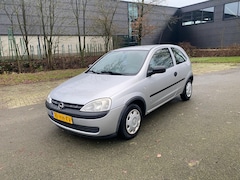 Opel Corsa - 1.2-16V Inruil koopje.