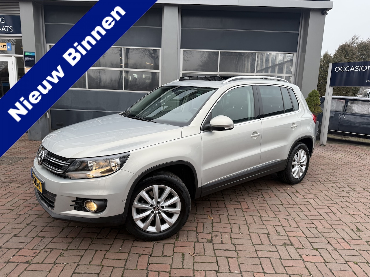 Volkswagen Tiguan - 1.4 TSI Sport&Style Panoramadak Navi,18inch,Cruise,Cv 161pk Dealer onderhouden Hoge Zit 20 - AutoWereld.nl