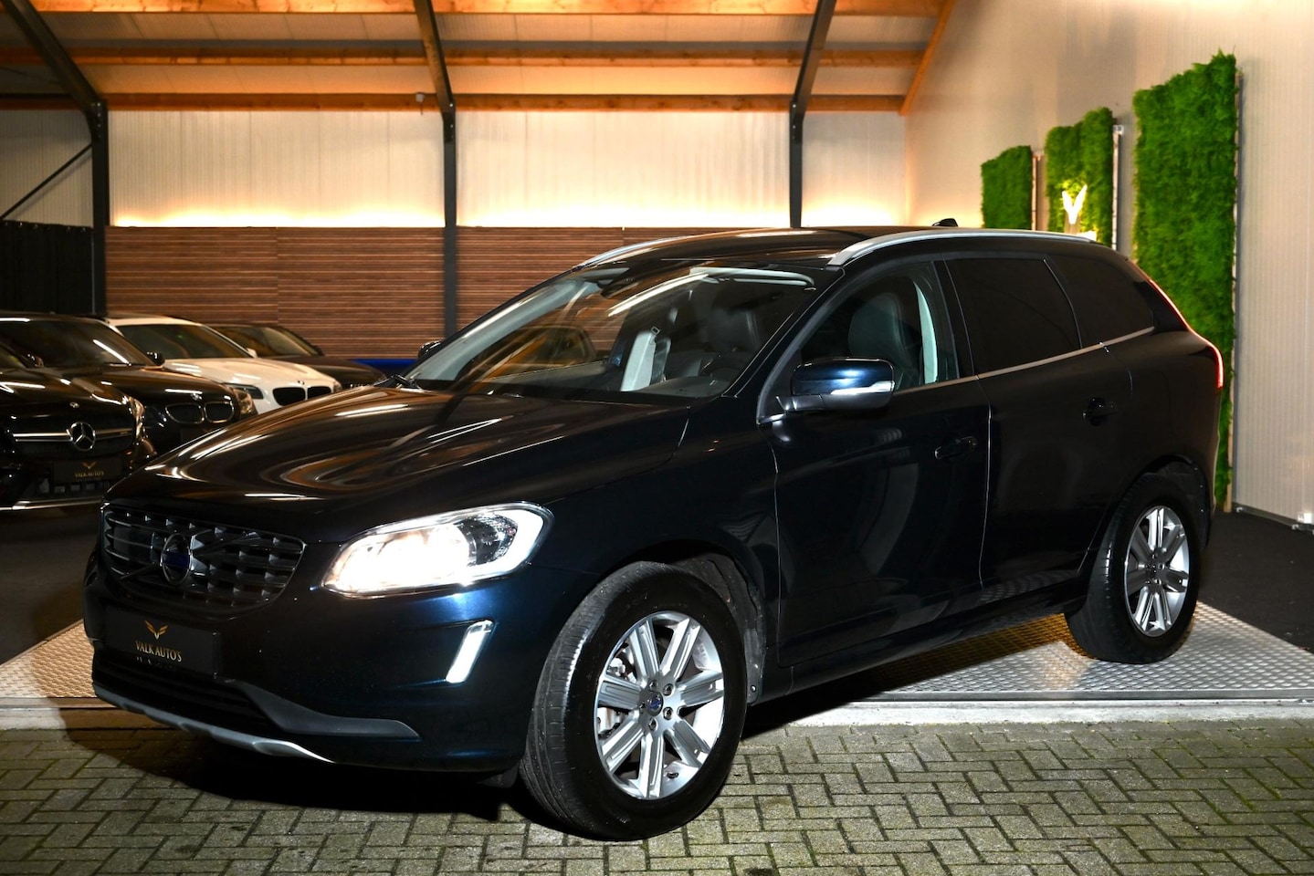 Volvo XC60 - 2.0 D3 FWD Polar+ - Adaptive Cruise Control - Rijbaan-Assistent - Dodehoek-Assistent - Tre - AutoWereld.nl