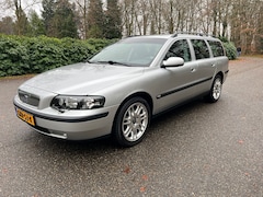 Volvo V70 - 2.3 T-5 Geartronic Volvo V70 2.3 T5 250pk 67102km Leder Navi PDC " UNIEK " TOP