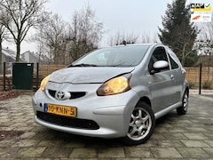 Toyota Aygo - 1.0-12V | Inruilauto, zo mee | Airco | Elek. ramen | Nieuwe APK