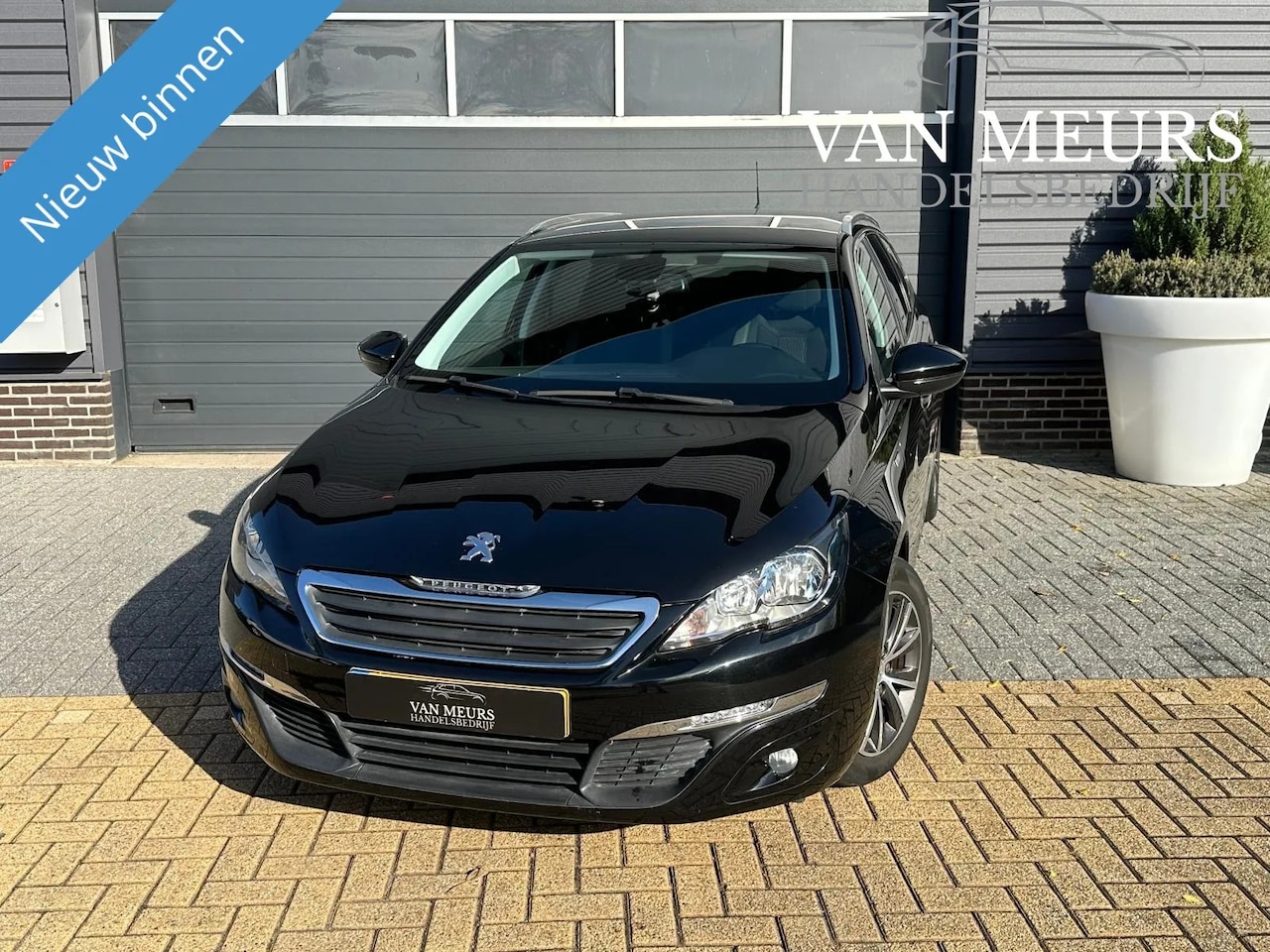 Peugeot 308 SW - 1.2 PureTech Style 1.2 PureTech Style, airco, navigatie, lm velgen, apk 10-2025 - AutoWereld.nl