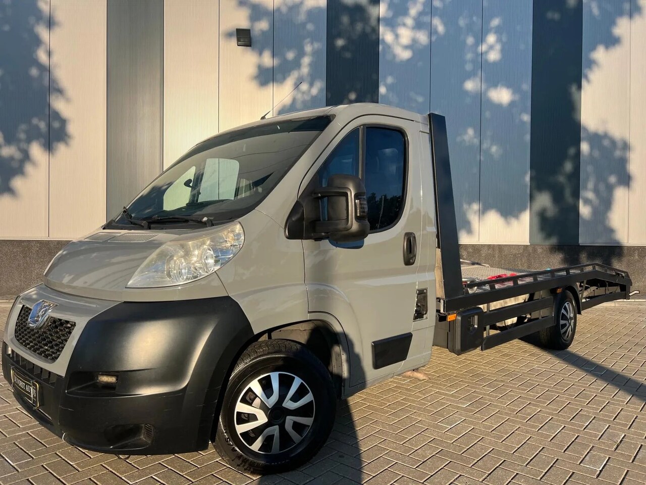 Peugeot Boxer - 435 3.0 HDI - AutoWereld.nl